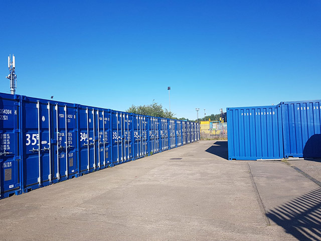 Scott-Storage-Containers-in-Fife